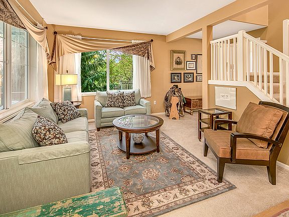 4th image of 32422 SE 43rd Pl