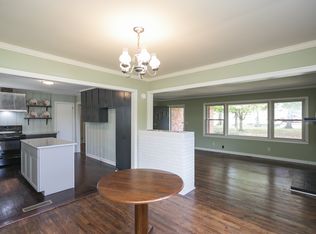 822 N Main St, Mount Pleasant, TN 38474