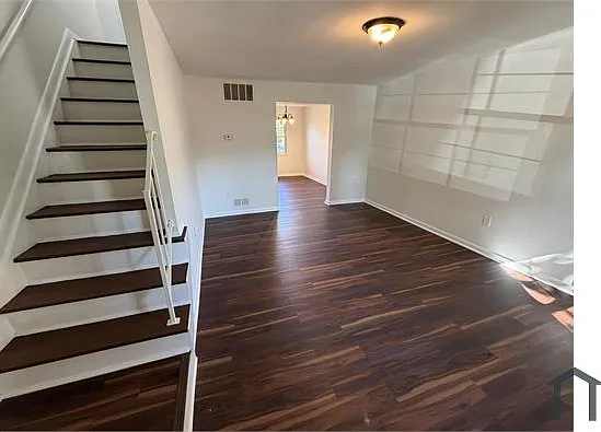 4 bed, 1400 sqft, $3,100 — Photo 3