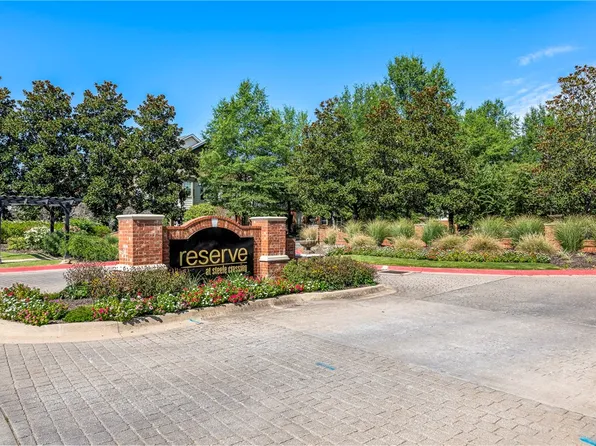 4254 NE Meadow Creek Cir APT 208, Fayetteville, AR 72703