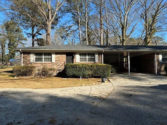 2nd image of 616 Fayetteville Rd