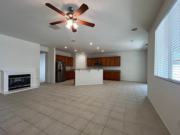 4th image of 6900 Buchet Dr