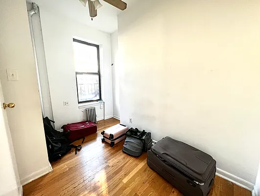 Rented by City Connections Realty | media 6