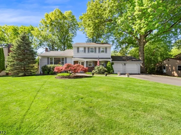 4 Gregmar Ct, Florham Park Boro, NJ 07932