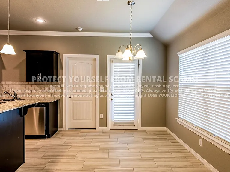 4757 W Wales Dr — Photo 4