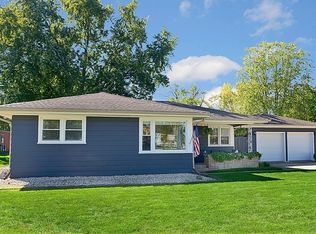 413 Hillside Ave, Ottawa, IL 61350