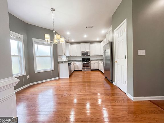 2nd image of 3349 Steeple Way