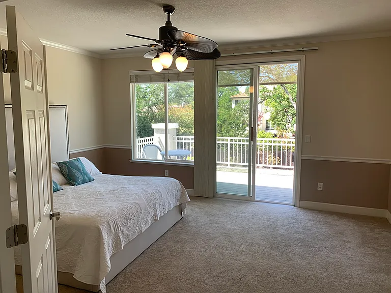 7468 Colbert Dr — Photo 12