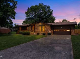 525 S Asbury Dr, Pigeon Forge, TN 37863
