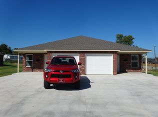 4102 Maple Dr, Sand Springs, OK 74063