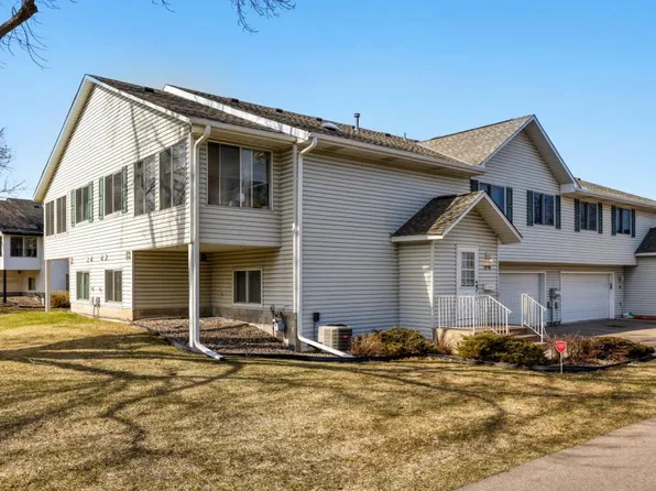 3716 Gershwin Ln N, Oakdale, MN 55128