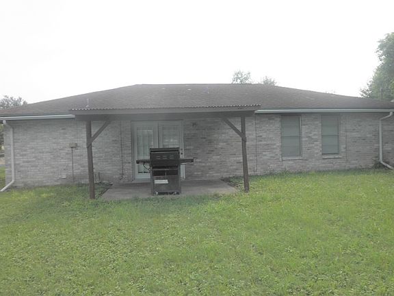 2nd image of 2704 Quarter Horse Dr