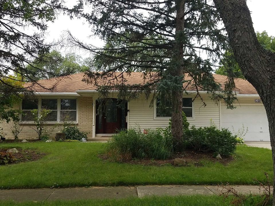 1st image of 7421 Camelia Dr
