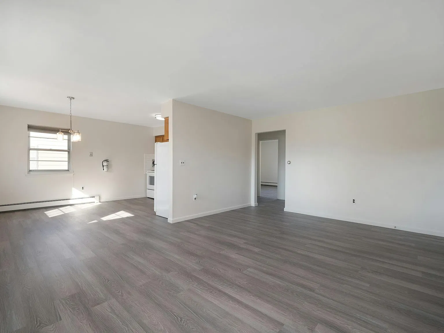 2 bed, 1.5 bath, $2,700 — Photo 2