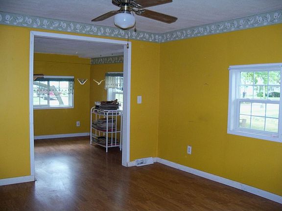 5th image of 317 N Blackburn Ave