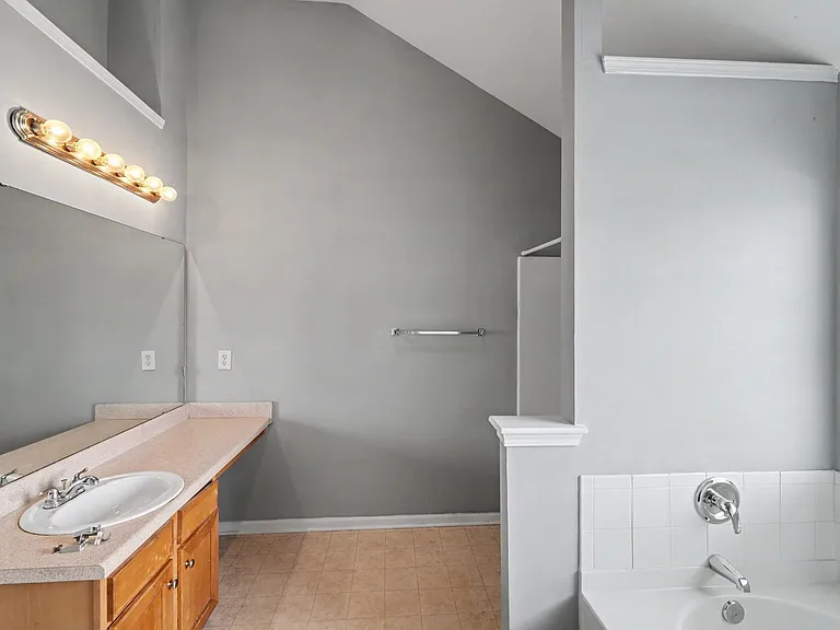 10521 Barvas St — Photo 24