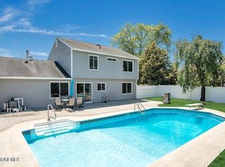 960 Green Hill Blvd, Toms River, NJ 08753