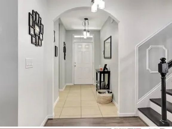2nd image of 2620 Summerglen Ln