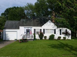 566 Eastland Rd, Berea, OH 44017