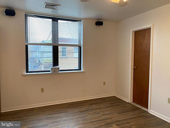 4th image of 1600 S Bailey St Floor 2