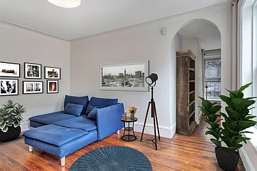 Rented by Avi Nash Associates