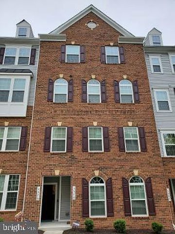 1st image of 3576 Briarwood Dr #2H