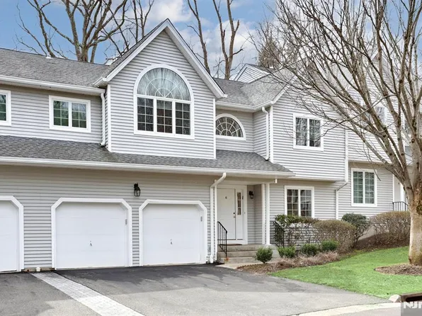 6 Schill Pl, Hillsdale, NJ 07642