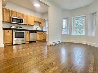 84 Mount Pleasant Ave #3, Boston, MA 02119