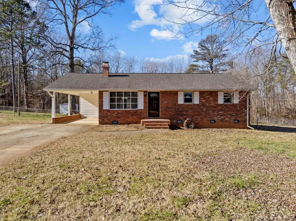 116 Kelli Ct, Pacolet, SC 29372