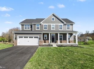 220 Kortney Dr, Hanover, PA 17331