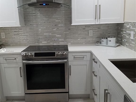 2nd image of 2562 N Garden Dr N #105