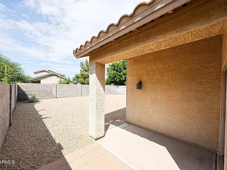 25242 N 40th Ln — Photo 31