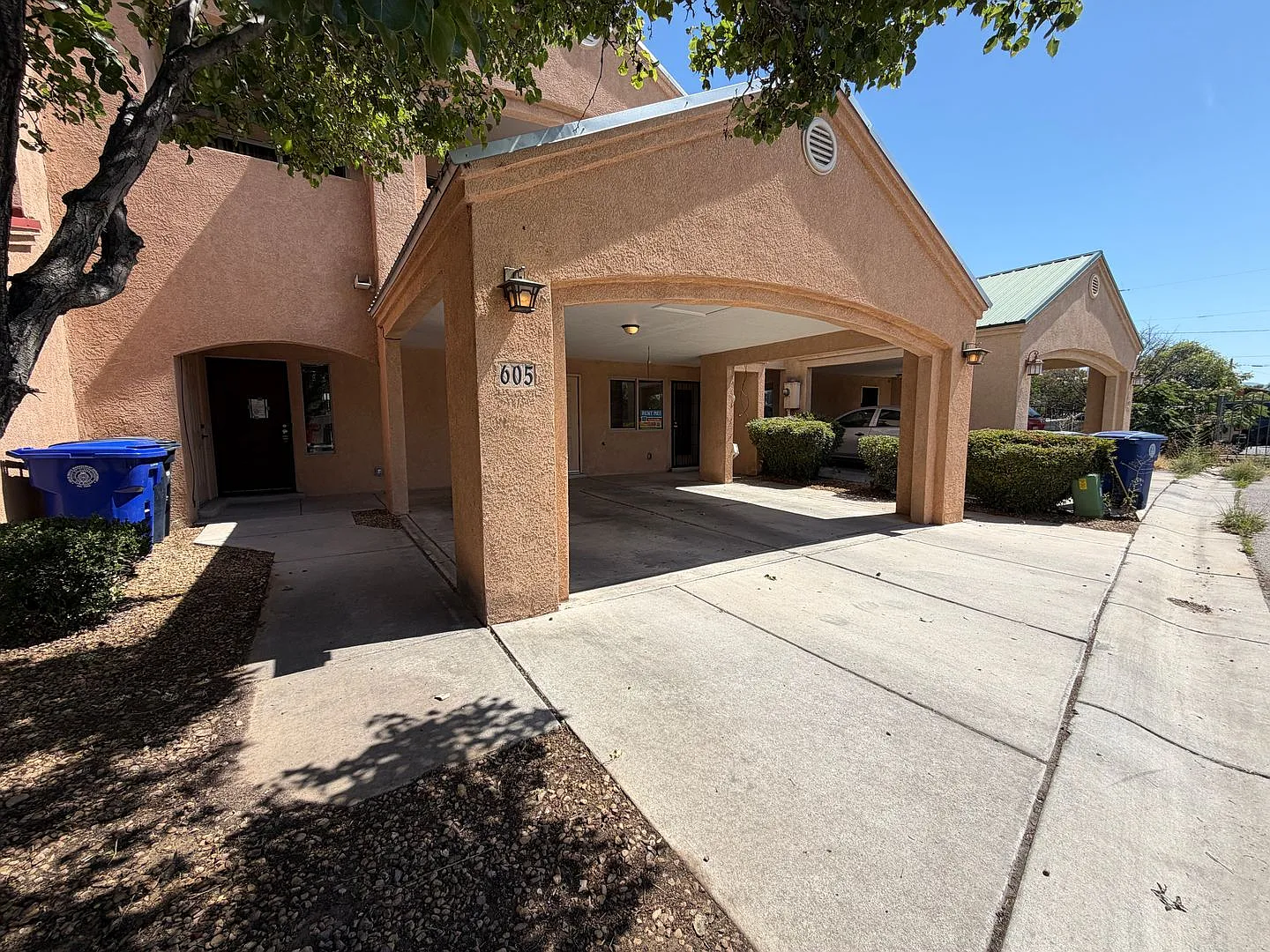 3 Bedroom Town Home Available Near 4th Street SW & Bridge Blvd SW! — Photo 3