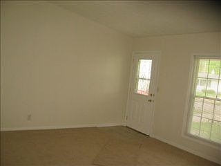 4th image of 3004 N Linda Layne