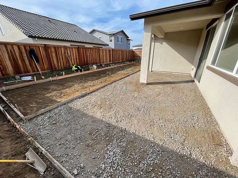 2292 Mozart Ave — Photo 16