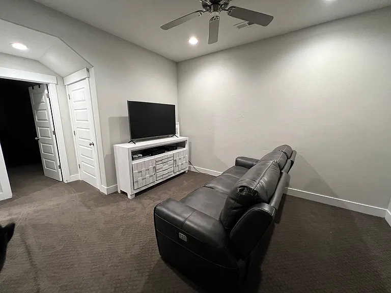 598 W Regent Garden Ln — Photo 24