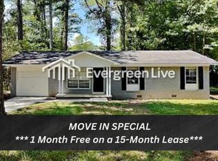 8913 Dorsey Rd, Riverdale, GA 30274