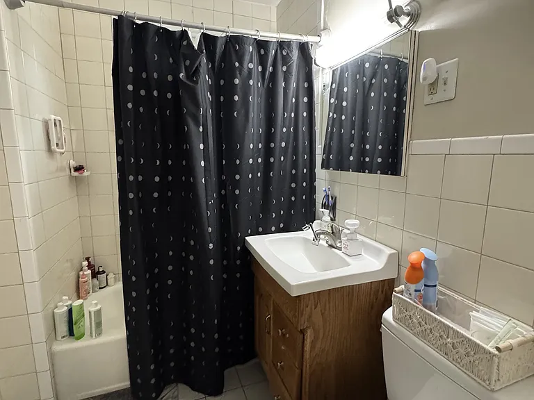 144 Nonantum St — Photo 7