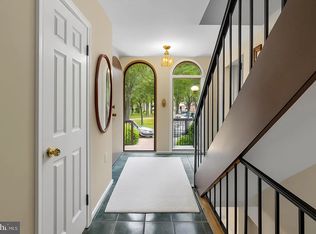 7938 Inverness Ridge Rd, Potomac, MD 20854