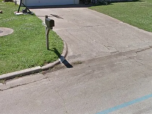 517 S Hamilton Ave, Dewey, OK 74029