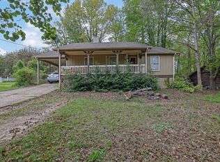 3180 Halifax Dr, Cumming, GA 30041