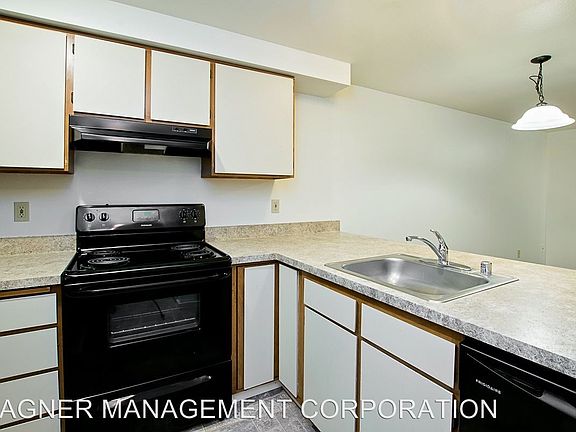 3rd image of 21901 58th Ave W APT D