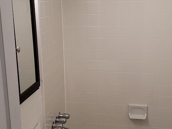 4th image of 234 S 44th St Floor 1