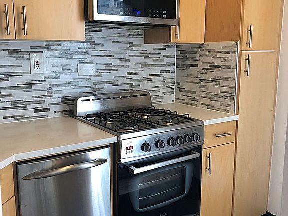2nd image of 1160 3rd Ave APT 11C