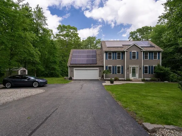 355 Hope Furnace Rd, Scituate, RI 02831