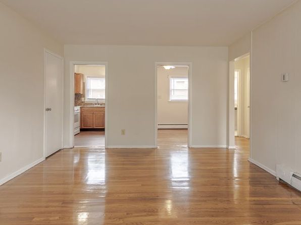 Emerald Apartments | 940 Presidential Blvd, Toms River, NJ
