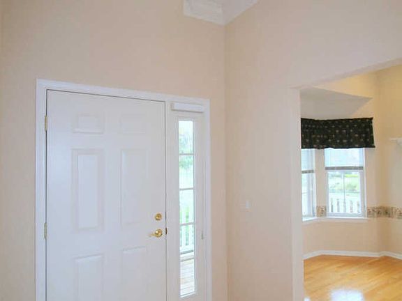 4th image of 1327 Nottington Ct