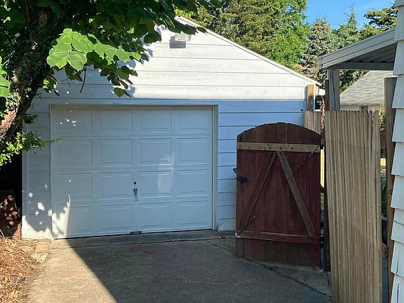 3rd image of 1251 Bondick Dr