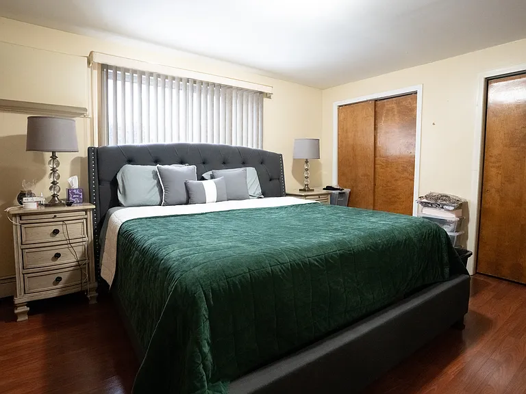 385 Westervelt Pl — Photo 4