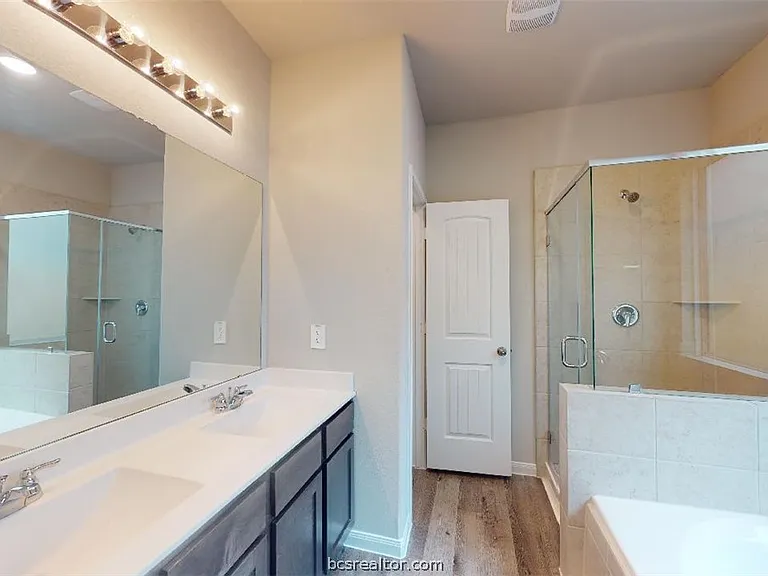5789 Cerrillos Dr — Photo 12